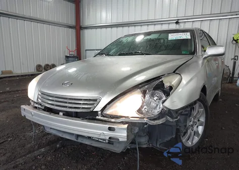 2003 Lexus Es 300 z USA, uszkodzony, nr VIN JTHBF30G236013032